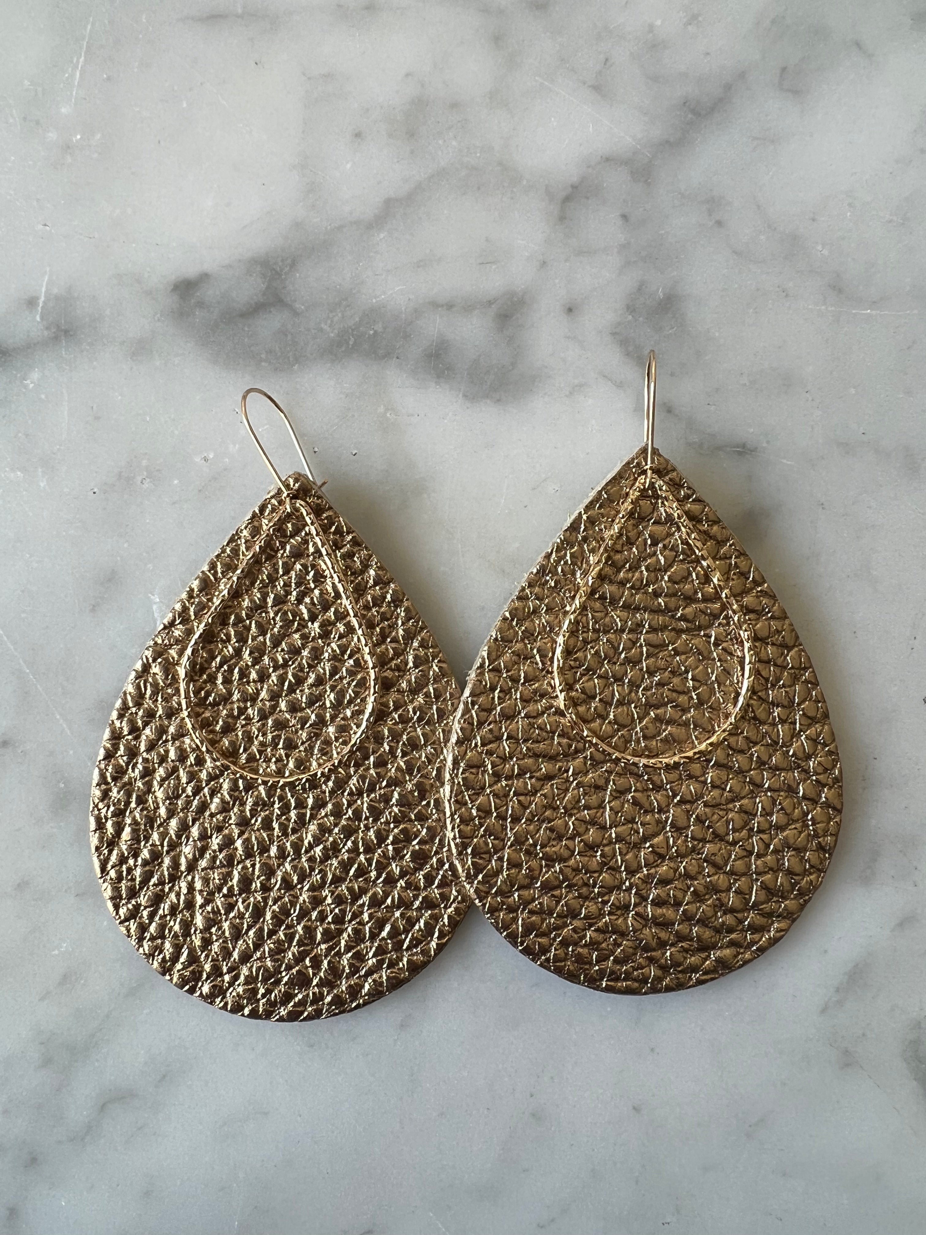 Oorbellen love me two*leer en gold filled