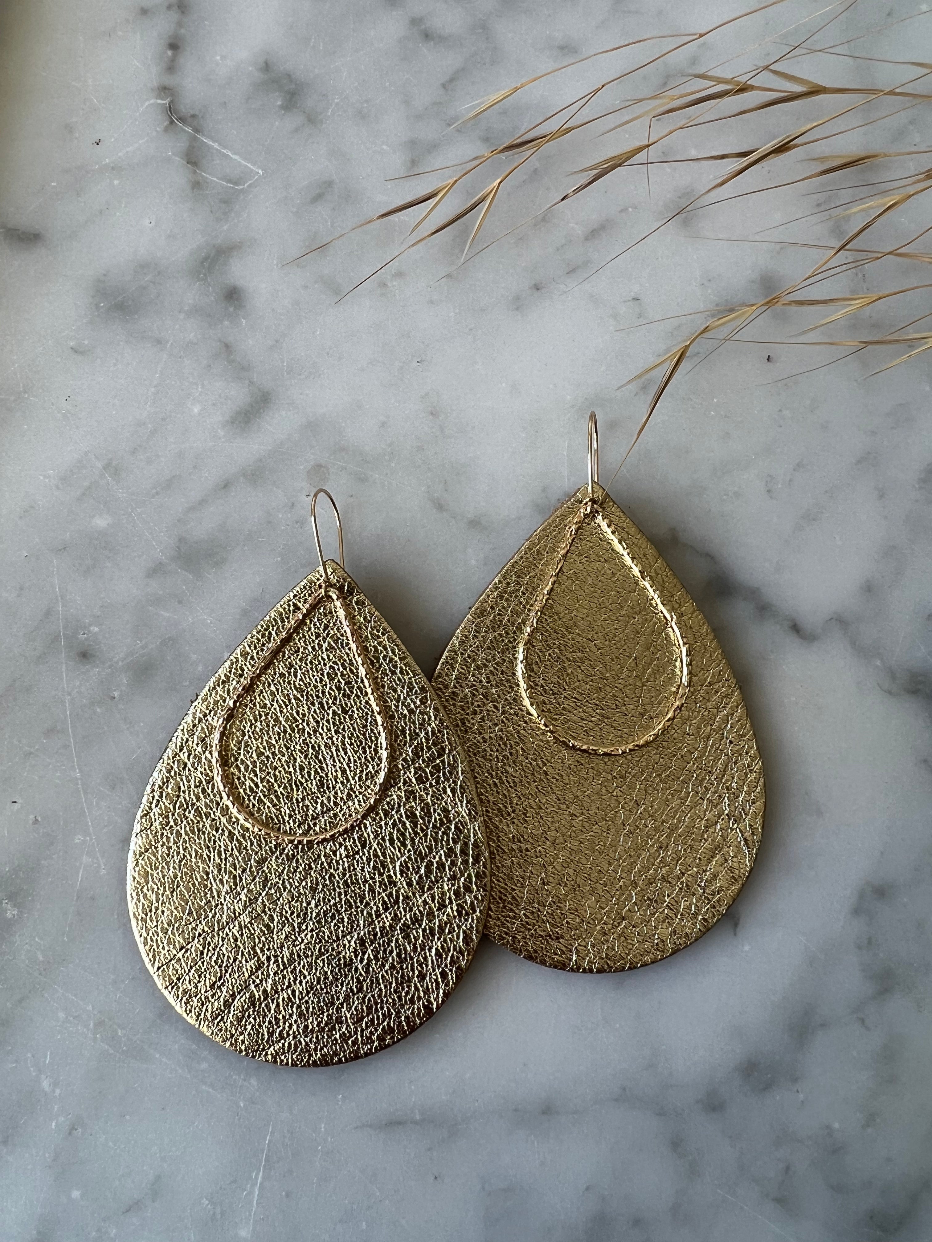 Oorbellen love me two*leer en gold filled
