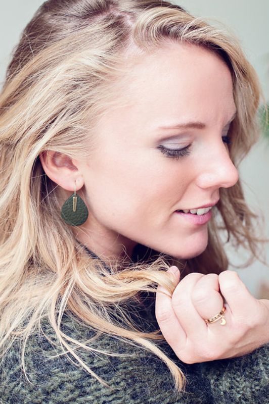 Earrings spiky little love*leather gold filled
