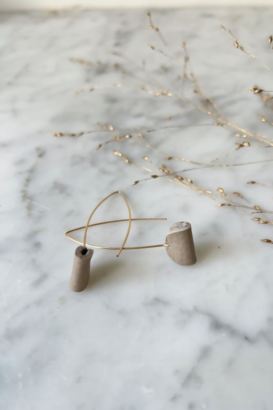 Sample sale* oorbellen my other half* taupe