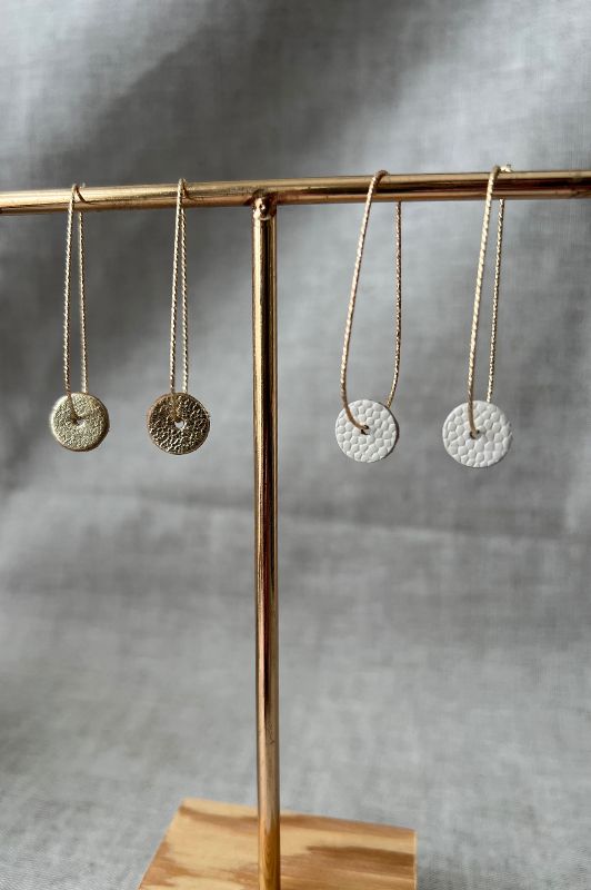 Oorbellen moo swing*leer gold filled