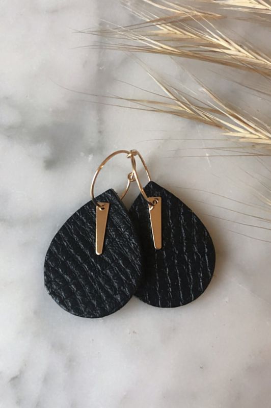 Earrings spiky little love*leather gold filled
