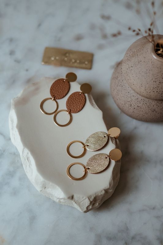 Oorbellen never letting go*leer gold filled