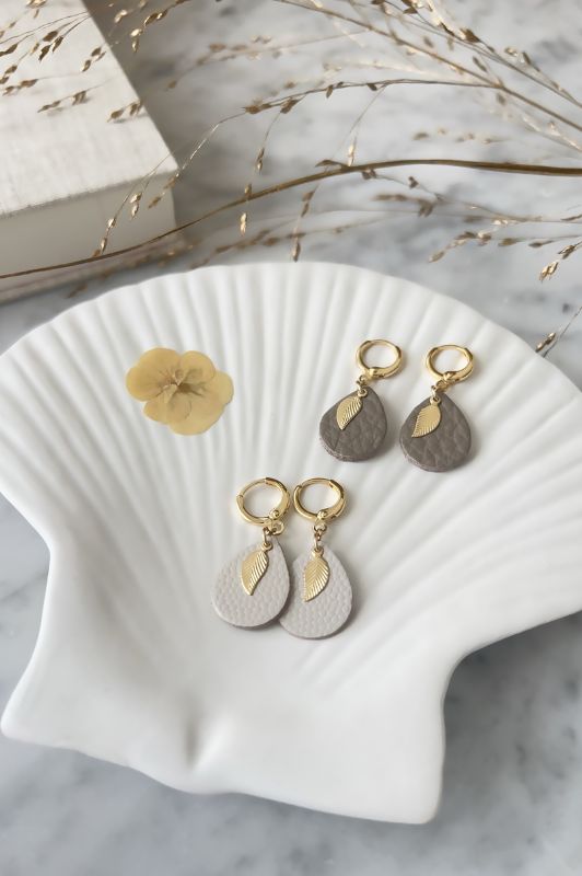 Earrings leaf mini me*leather gold filled*clip