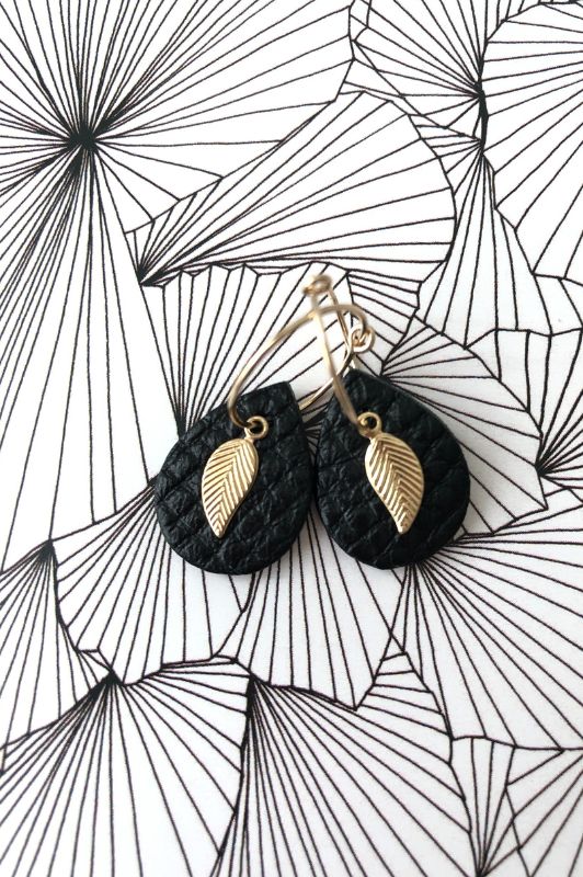 Earrings leaf mini me*leather gold filled*basic