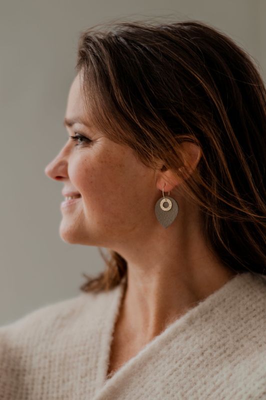 Earrings see through little love*leather gold filled