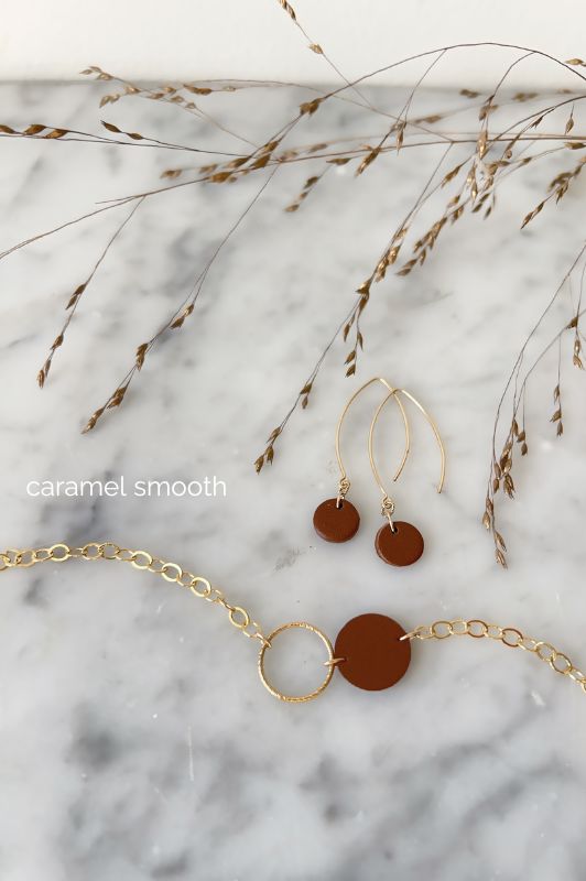 Earrings beautiful half way*leather gold filled