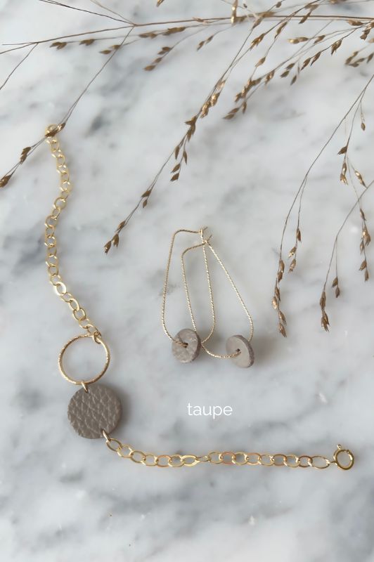 Earrings julia's mini me*leather gold filled*basic