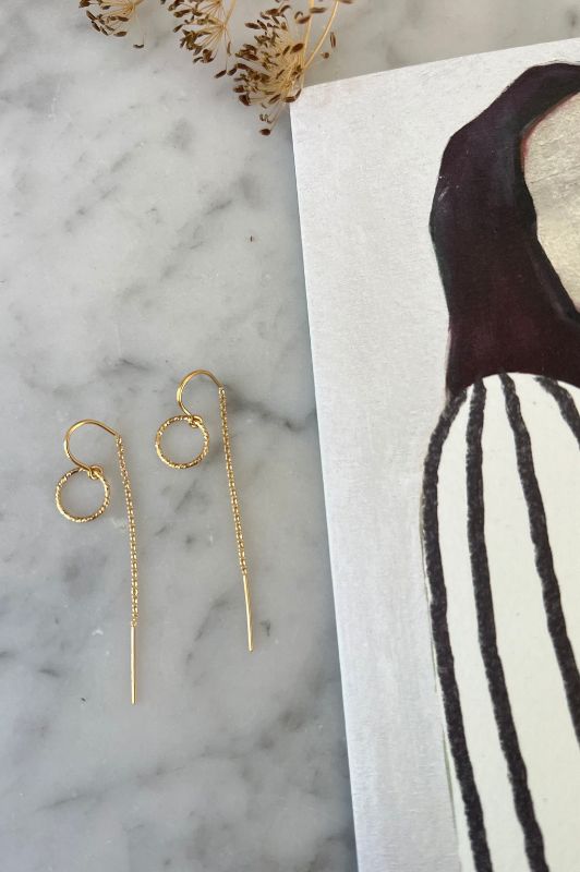 Oorbellen single moon *gold filled*oorketting
