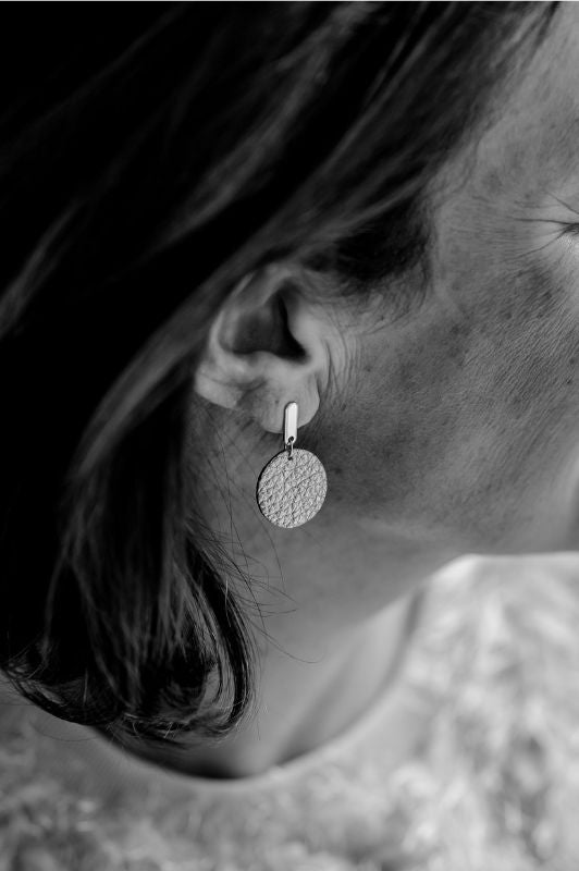 Earrings julia's mini me*leather gold filled*basic