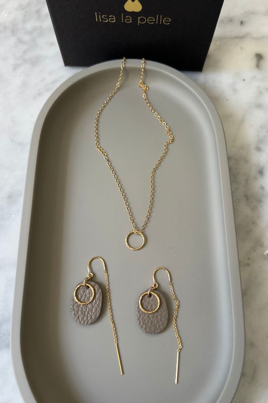 Oorbellen pillow to the moon*leer gold filled*oorketting
