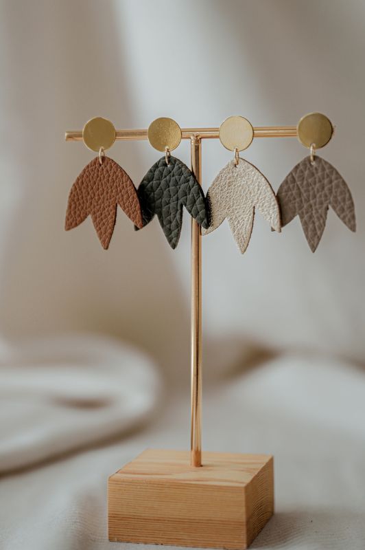 Earrings bloom your way*leather gold filled