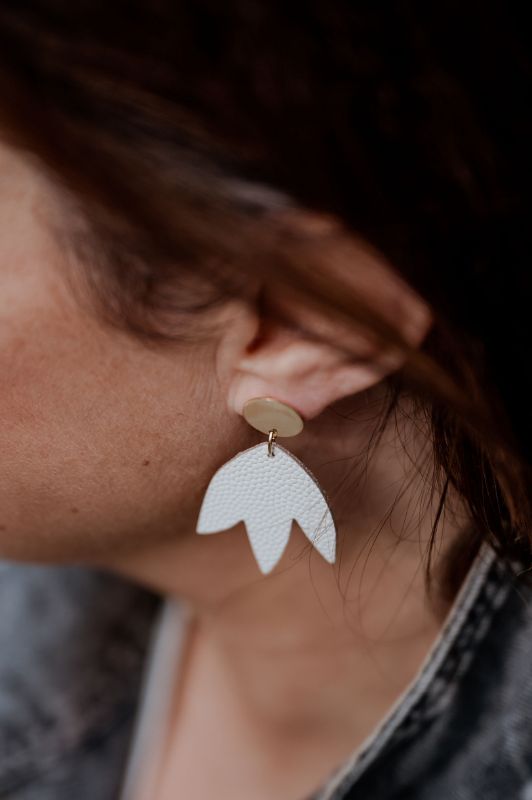 Earrings bloom your way*leather gold filled