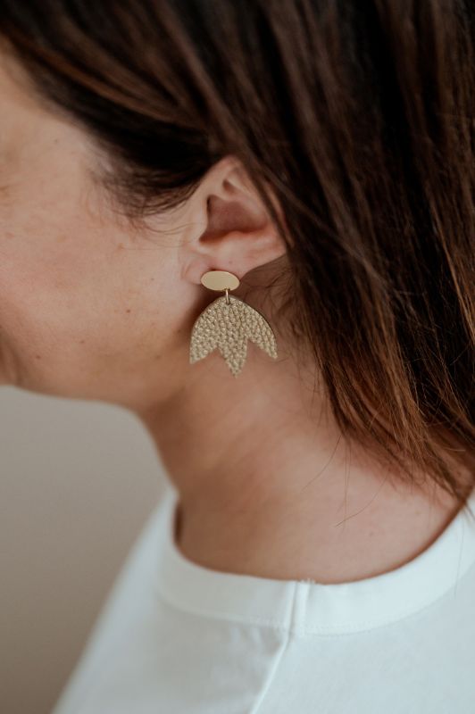 Earrings bloom your way*leather gold filled