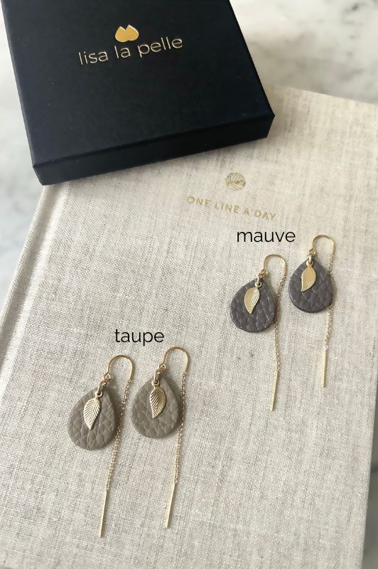 Earrings leaf mini me*leather gold filled*ear chain